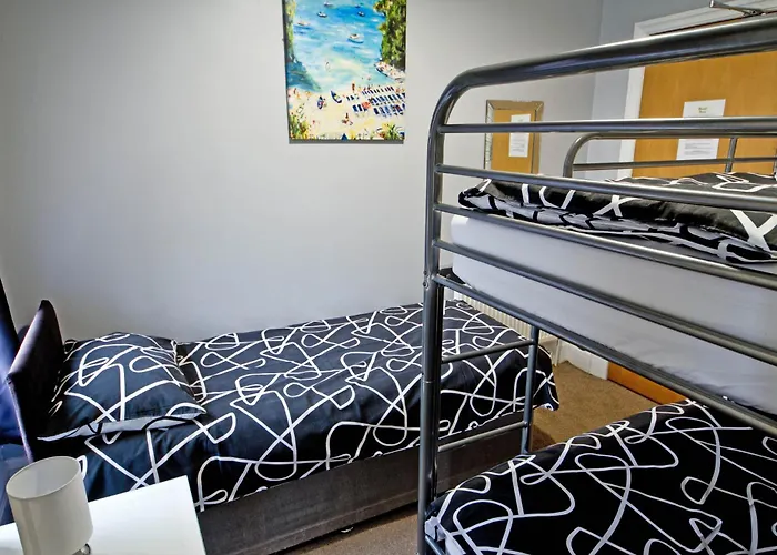 Rossall House B&B Families & Couples - Centrally Located For All Attractions 1 Minute Stroll To The Beach