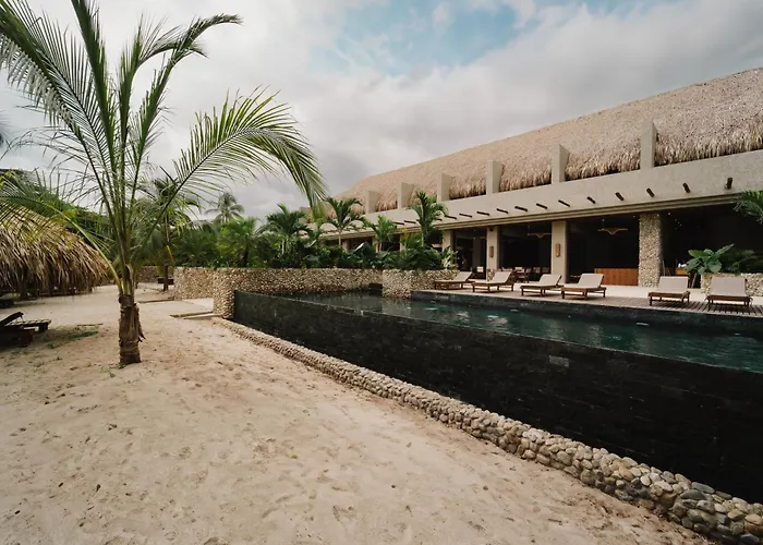 Naio Hotel y Villas By OxoHotel