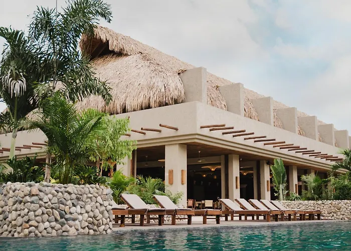 Naio Hotel y Villas By OxoHotel