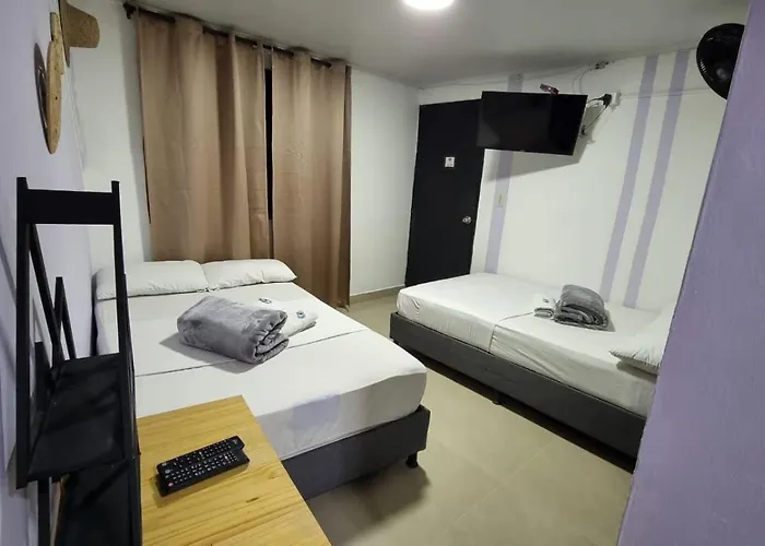 Aparta Hotel la 80 Estadio Medellín