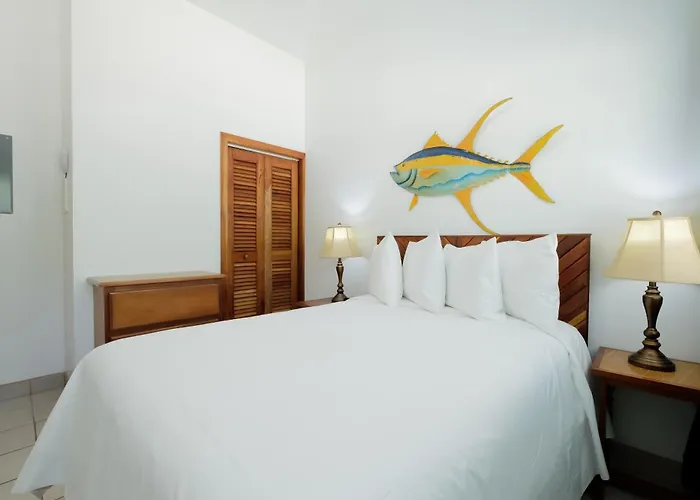 Best Western Grand Baymen Gardens