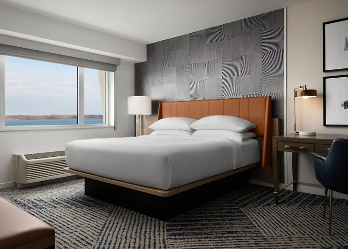 Sheraton Bayfront