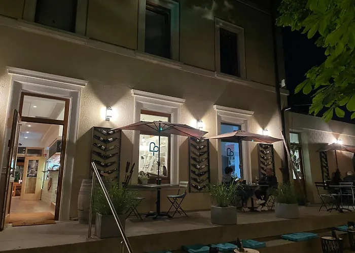Zum Rayers Cafe-Restaurant & Boutique-Hotel