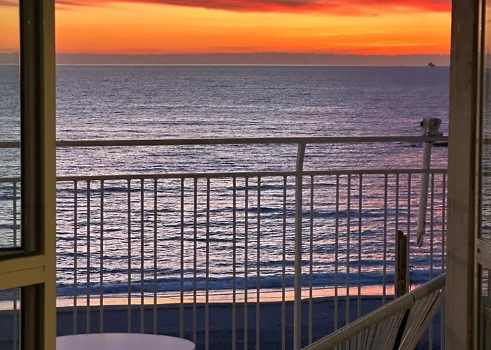 Cas' A Mare - Beachfront Luxury Suites