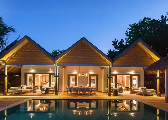 Vakkaru Maldives - Luxury Private Island Resort
