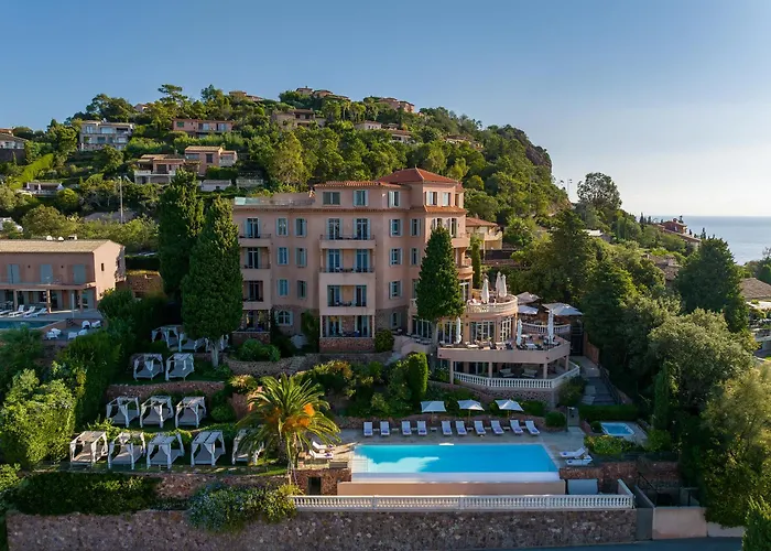 Hotel Tiara Yaktsa Cote D'Azur à Théoule-sur-Mer