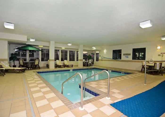 Country Inn & Suites By Radisson, Stevens Point, Wi