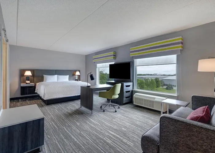 Hampton Inn & Suites Burlington, Ontario, Canada