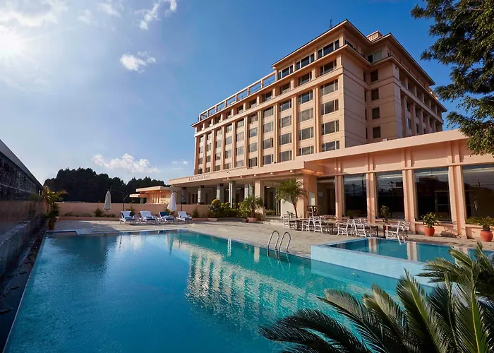 The Everest Hotel