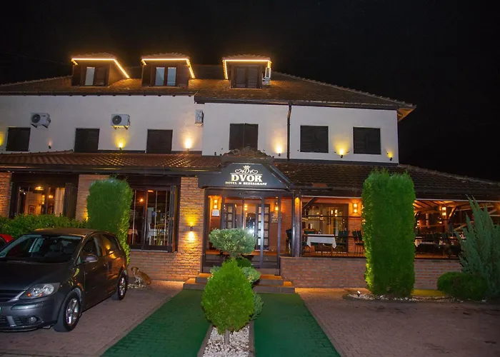 Hotel Dvor