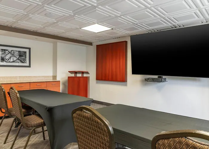 Comfort Inn University