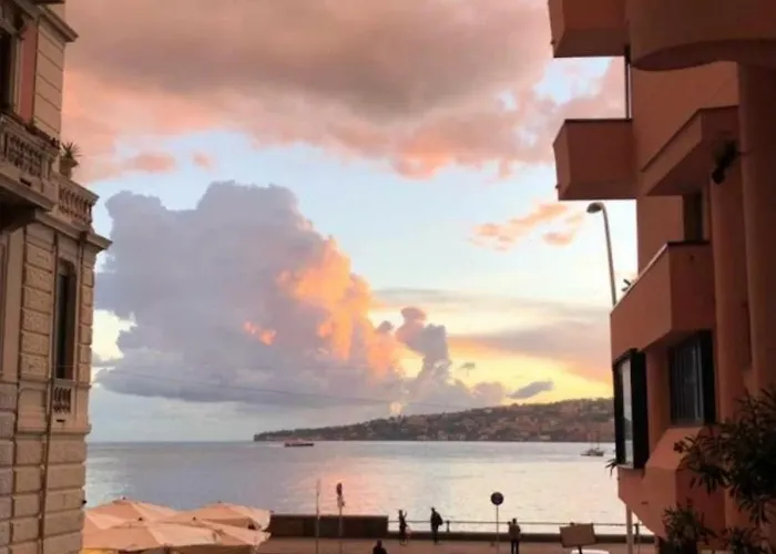 Naples Luxury Suites B&B