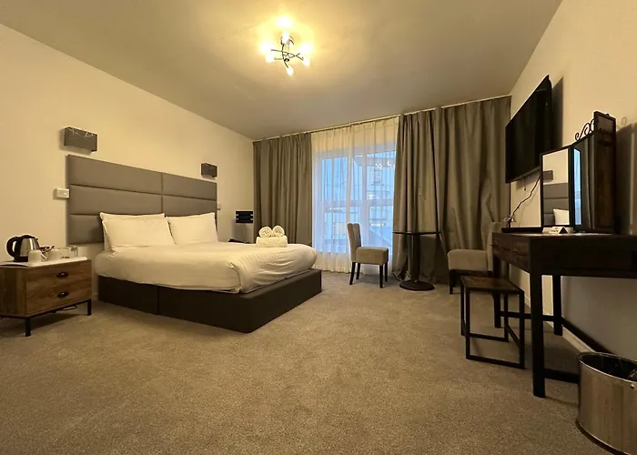 Exmouth Beach Hotel