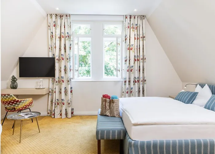 Dermuth Hotels - Parkvilla Woerth
