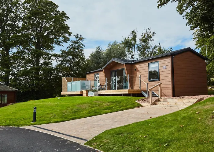 Letham Feus Lodge And Caravan Park