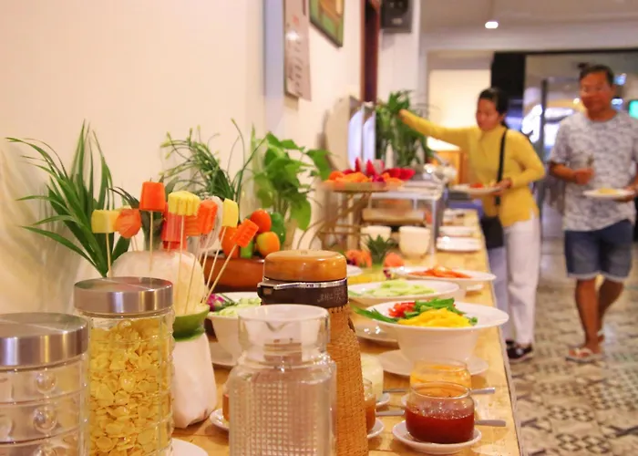 Grand Elevation Hotel