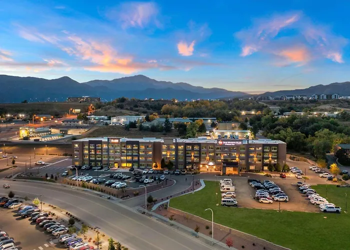 Best Western Plus Fillmore Inn & Suites