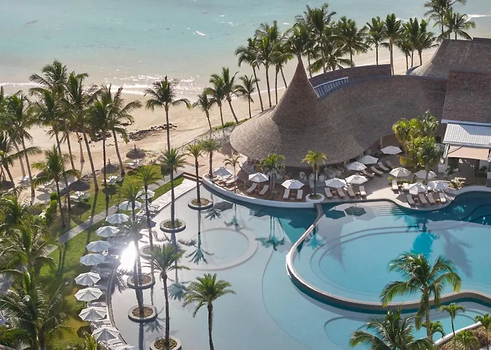 Lux* Belle Mare Resort & Villas