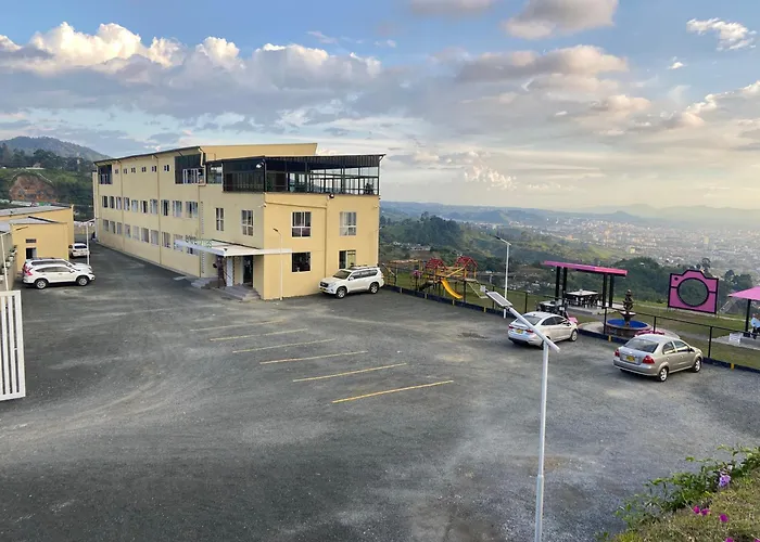 Hotel Entre Lomas