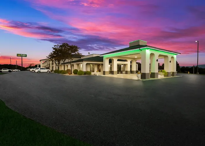 Quality Inn Dandridge