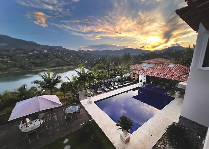 1714 Hotel Boutique Guatapé