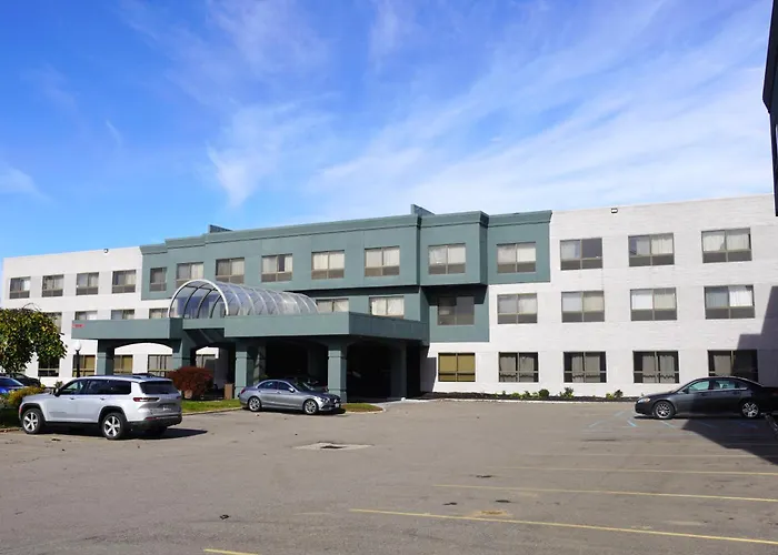 American Inn & Suites