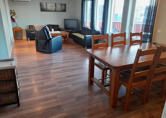 Skjervoy Lodge