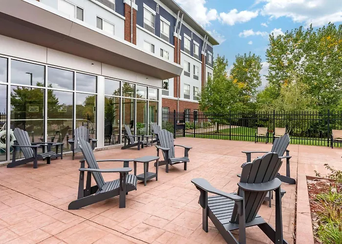 Cambria Hotel Minneapolis Maple Grove