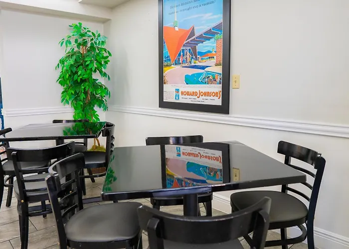 Howard Johnson By Wyndham Clearwater - Dunedin