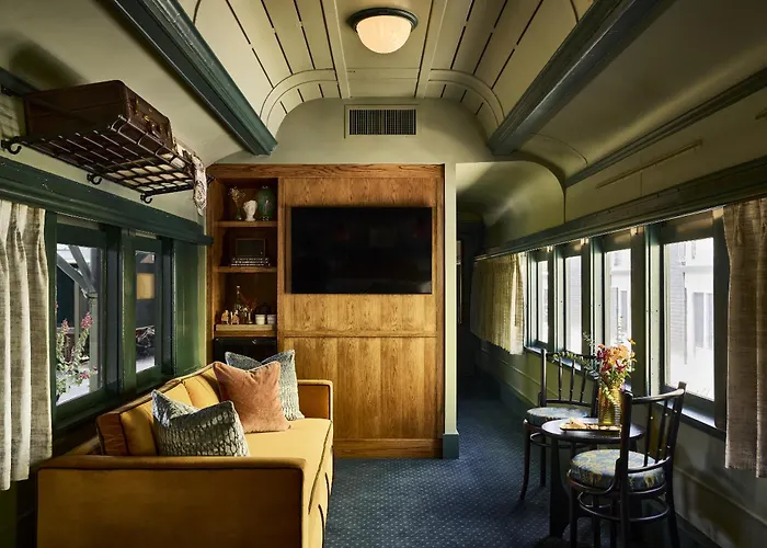 The Hotel Chalet At The Choo Choo Chattanooga