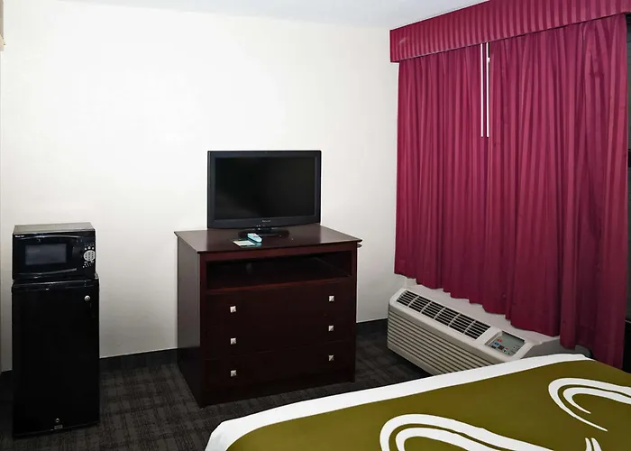 Quality Inn Seymour I-65