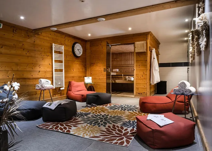 Hotel Ski Lodge - Chambres & Appartements - Village Montana