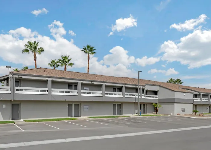 Quality Inn Kettleman City Near Hwy 41