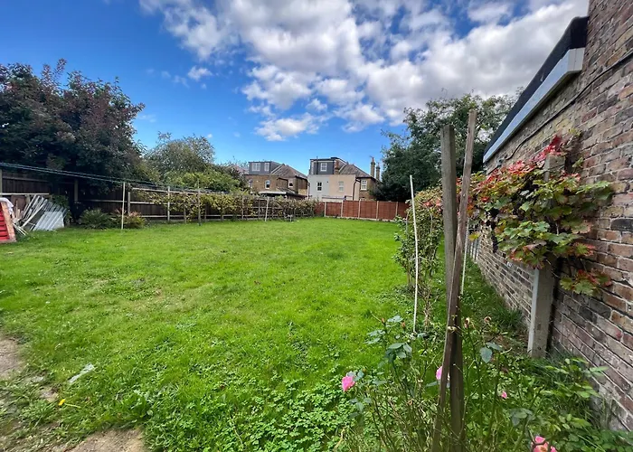 Aron Guest House