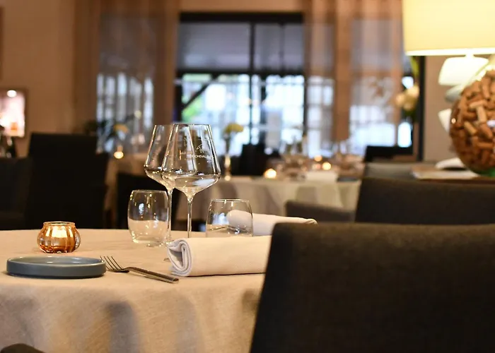 Le Cheval Blanc - Logis Hotel