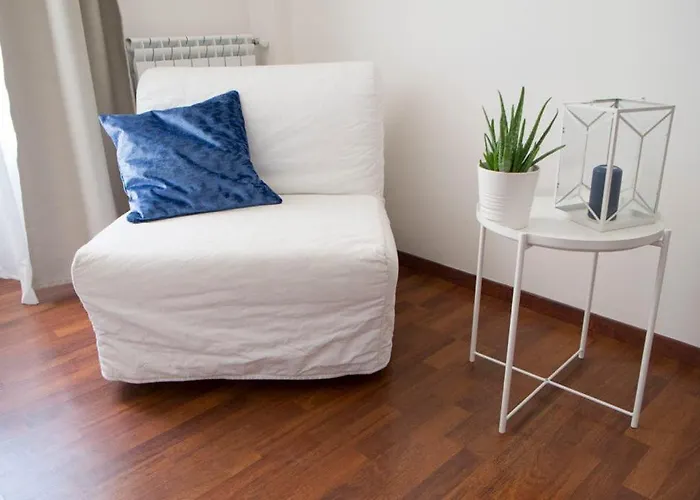 Domus Crescenzio - Guest House