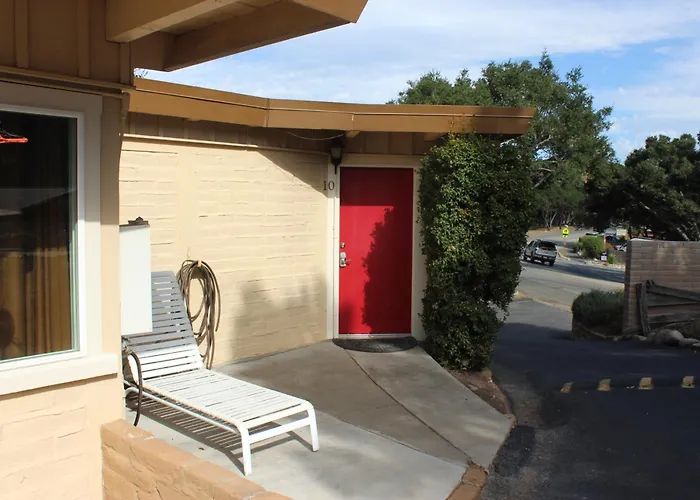 Little European Lodge