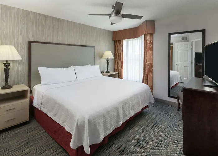 Homewood Suites By Hilton Chicago -