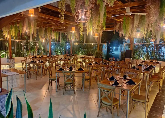 Hotel Wayra Club Acacías