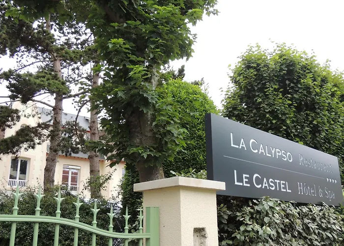 Le Castel Cabourg Hotel & Spa- Restaurant La Calypso