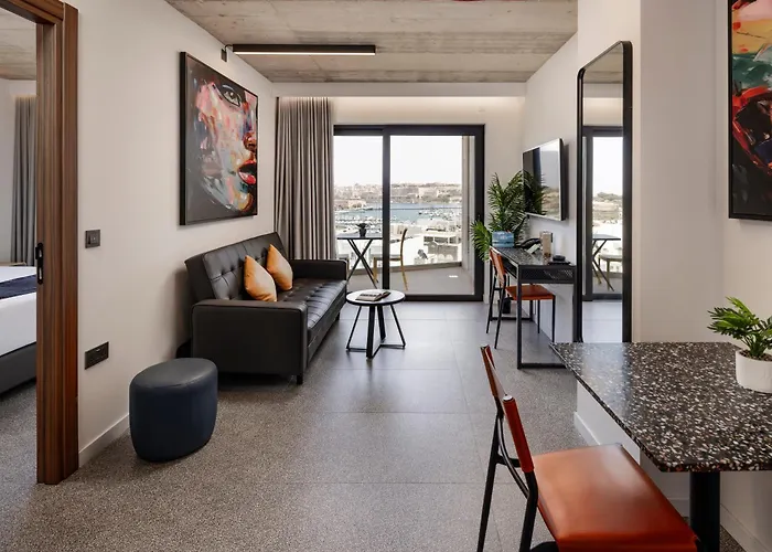 Grands Suites Hotel And Spa Sliema