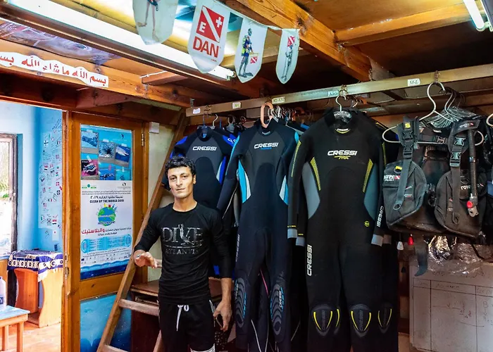 Bedouin Garden Village, Dive