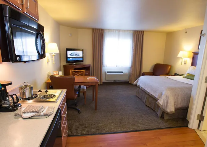 Candlewood Suites Springfield By Ihg