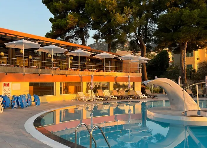 Hôtel Vacances Bleues Delcloy Saint-Jean-Cap-Ferrat