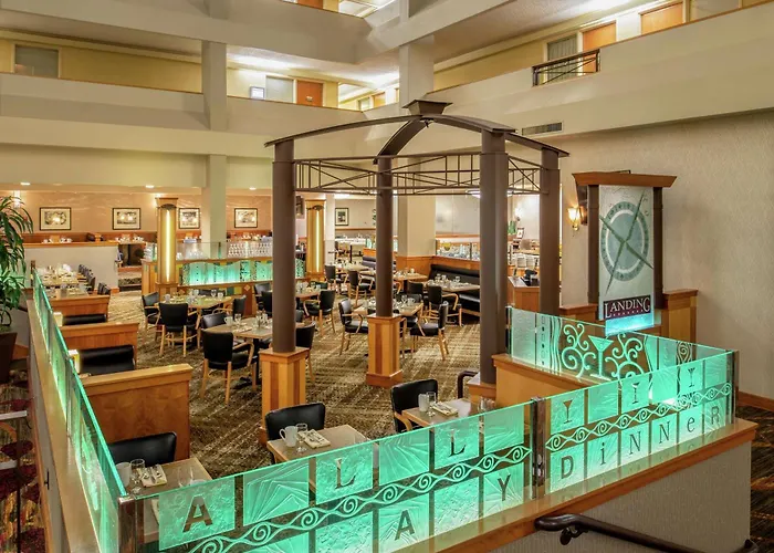 Doubletree Suites By Hilton Seattle Airport/Southcenter