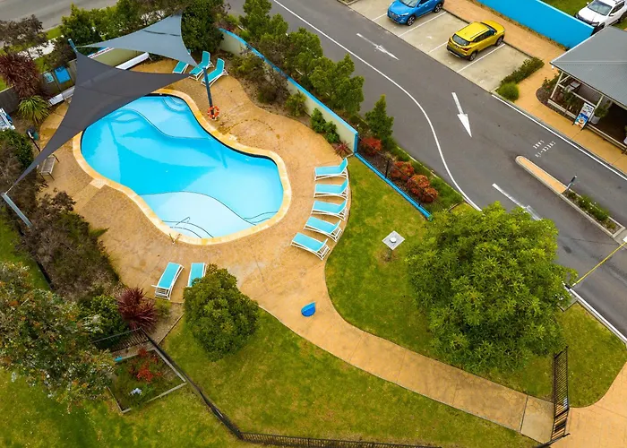 Nrma Eastern Beach Holiday Park