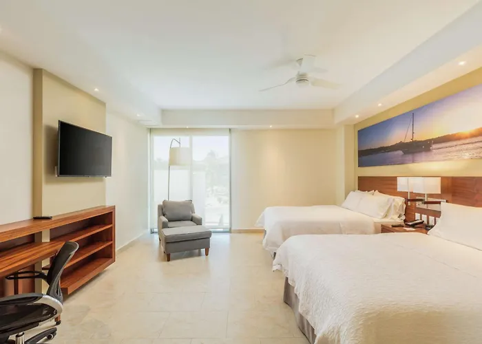 Hampton Inn&Suites by Hilton Los Cabos