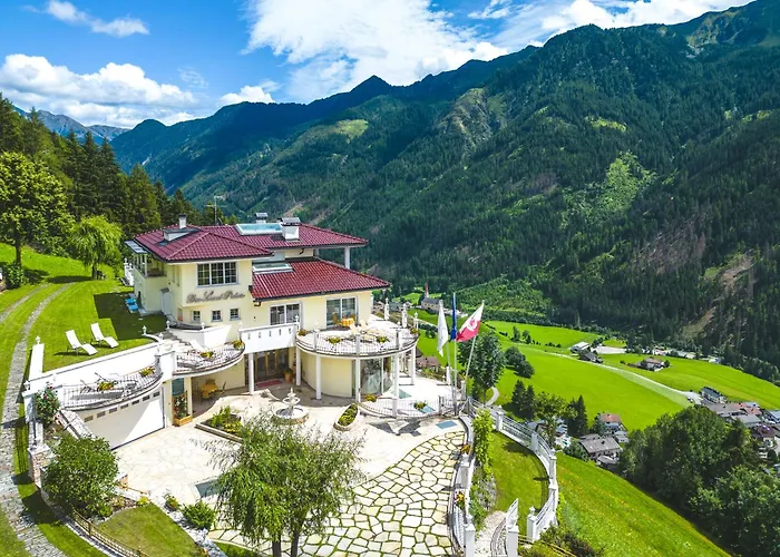 Das Land-Palais - Your Lovely Mountain Hideaway