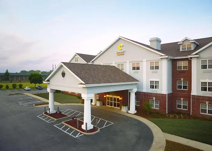 Comfort Suites Milwaukee Airport Oak Creek