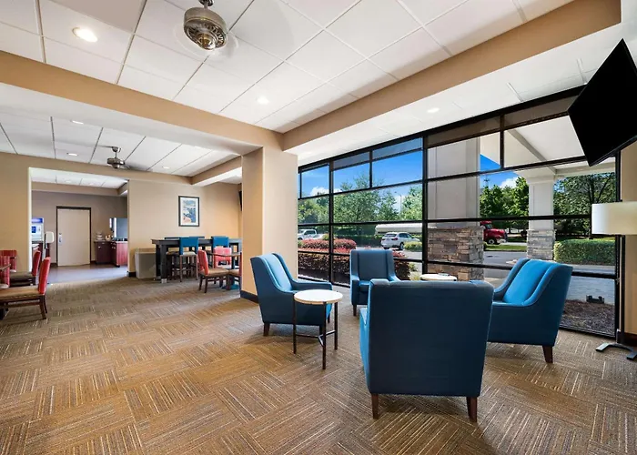 Comfort Suites Northlake